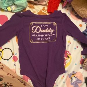 Purple onesie (6-9monthes)